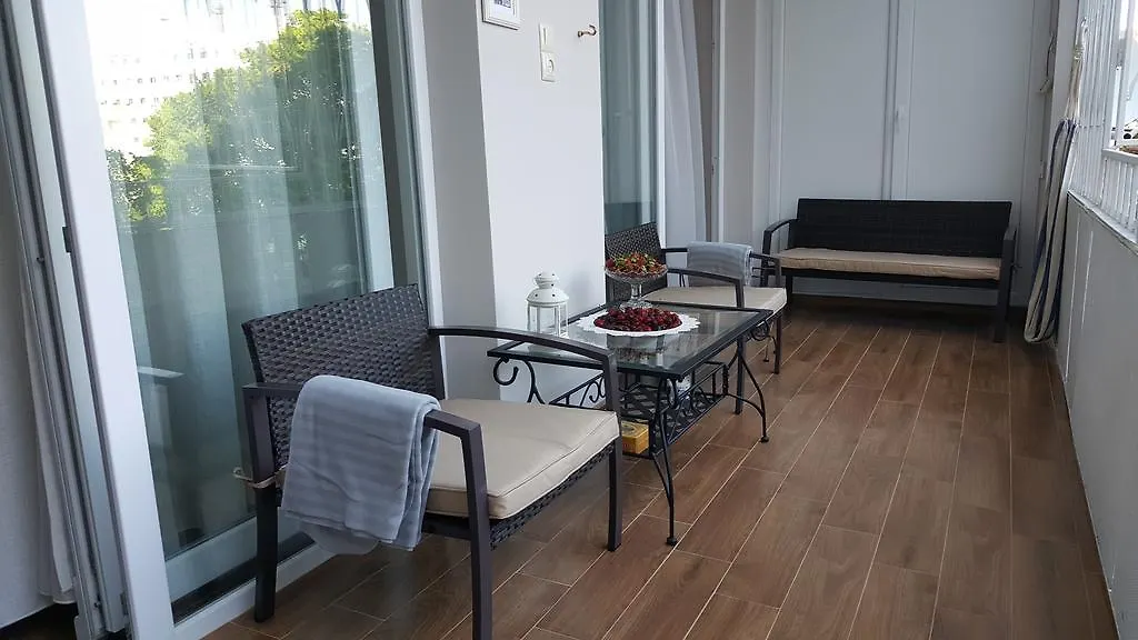 Royal Seaside Apartment Батуми